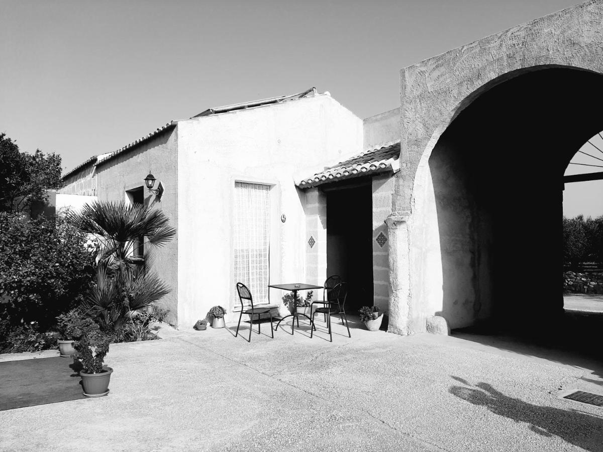 Baglio Bellavista Bed & Breakfast Torre Nubia Exterior foto